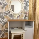 Cosy Haven - Your Away From Apartament *