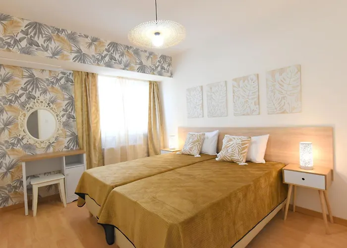 Cosy Haven - Your Away From *