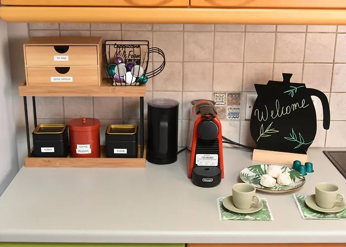 Cosy Haven - Your Away From Apartmán Strovolos