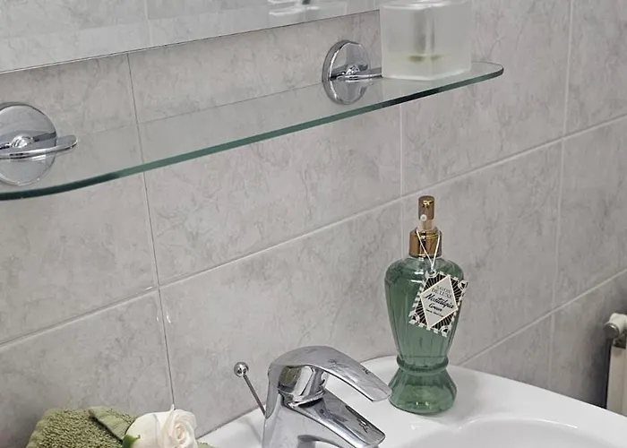 Cosy Haven - Your Away From Apartmán Strovolos